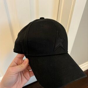 GOLDEN GOOSE Men’s Black Star Embroidered Cap